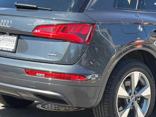 2020 Audi Q5 Titanium Premium 45 TFSI quattro S tronic
