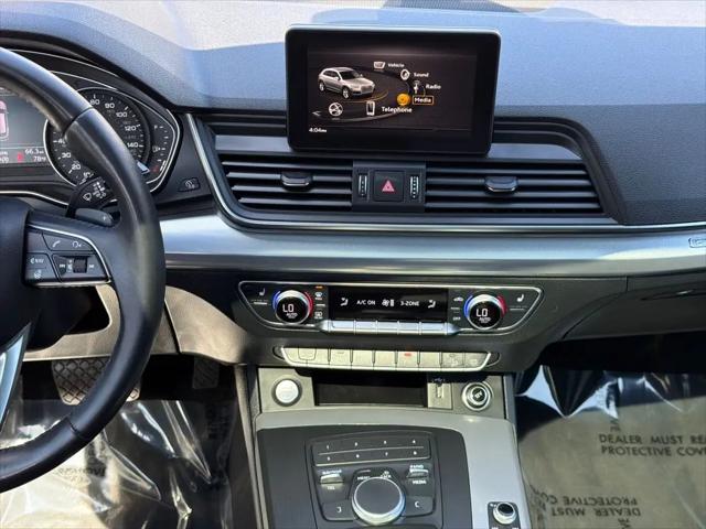 2020 Audi Q5 Titanium Premium 45 TFSI quattro S tronic