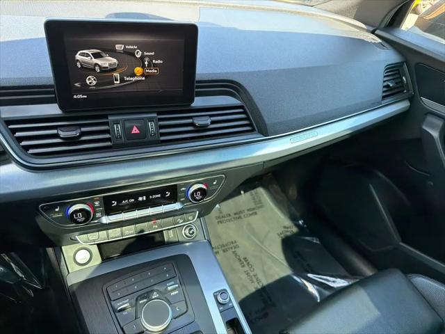 2020 Audi Q5 Titanium Premium 45 TFSI quattro S tronic