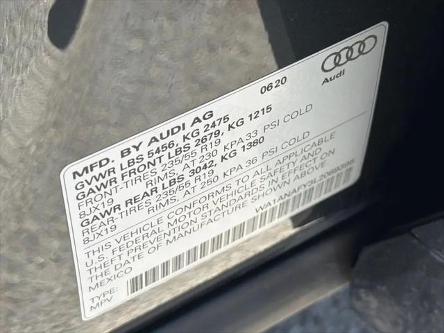 2020 Audi Q5 Titanium Premium 45 TFSI quattro S tronic