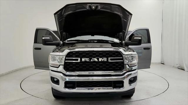 2024 Ram 3500 Big Horn Crew Cab 4x4 8' Box