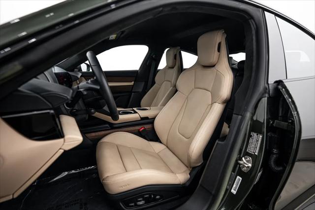 2022 Porsche Taycan GTS