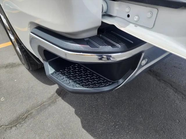 2024 GMC Sierra 1500 2WD Crew Cab Short Box SLT