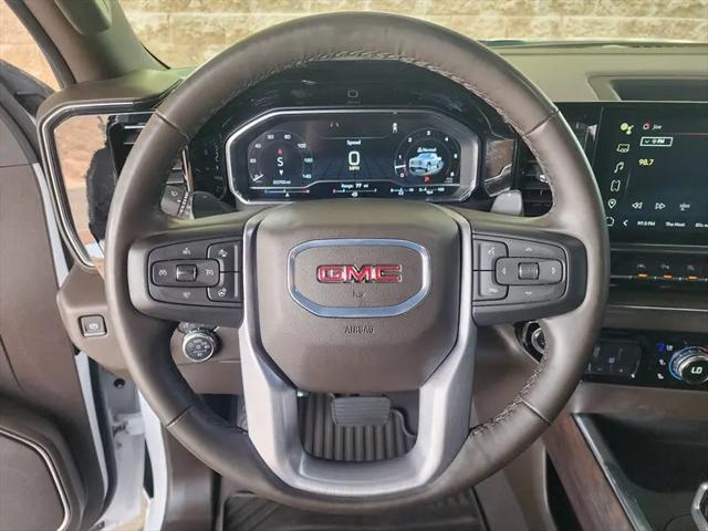2024 GMC Sierra 1500 2WD Crew Cab Short Box SLT