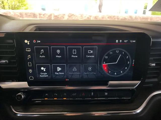 2024 GMC Sierra 1500 2WD Crew Cab Short Box SLT