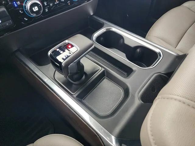 2024 GMC Sierra 1500 2WD Crew Cab Short Box SLT