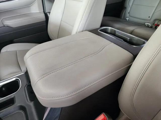 2024 GMC Sierra 1500 2WD Crew Cab Short Box SLT