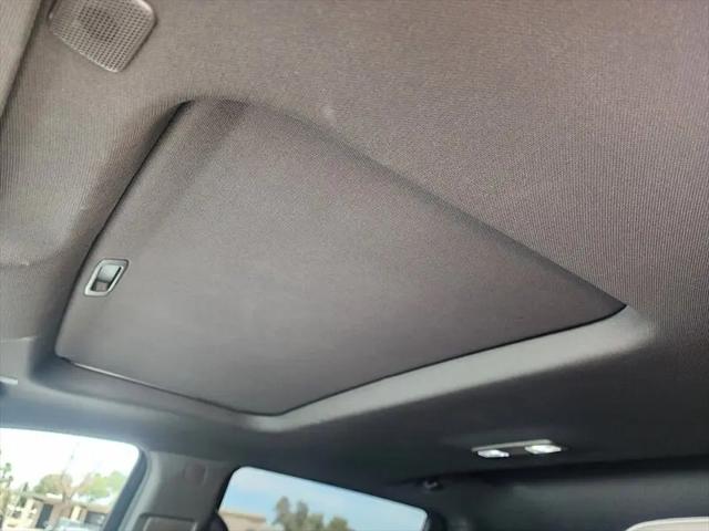 2024 GMC Sierra 1500 2WD Crew Cab Short Box SLT