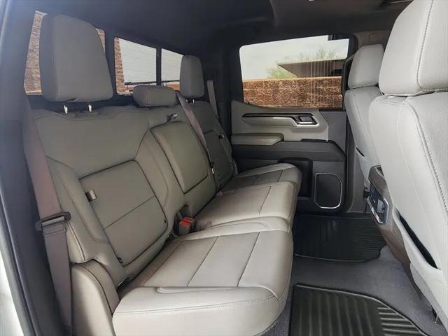 2024 GMC Sierra 1500 2WD Crew Cab Short Box SLT