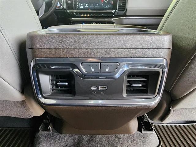 2024 GMC Sierra 1500 2WD Crew Cab Short Box SLT