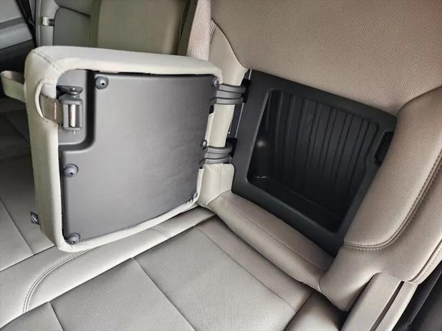 2024 GMC Sierra 1500 2WD Crew Cab Short Box SLT