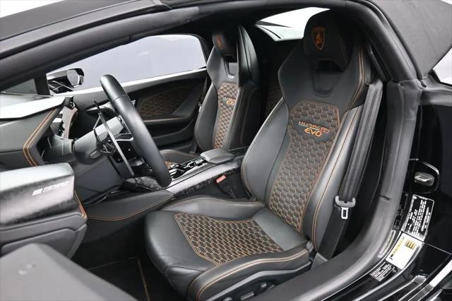 2022 Lamborghini Huracan Evo Spyder RWD
