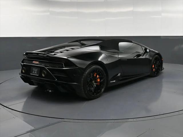2022 Lamborghini Huracan Evo Spyder RWD