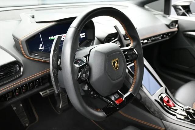 2022 Lamborghini Huracan Evo Spyder RWD