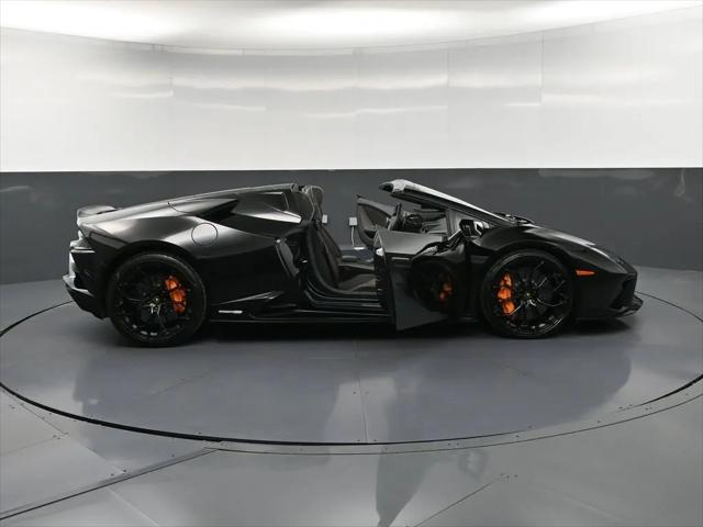 2022 Lamborghini Huracan Evo Spyder RWD