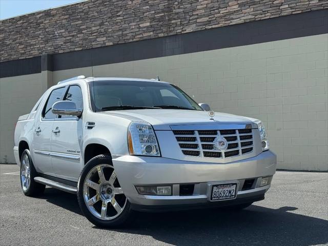 2013 Cadillac Escalade EXT Luxury