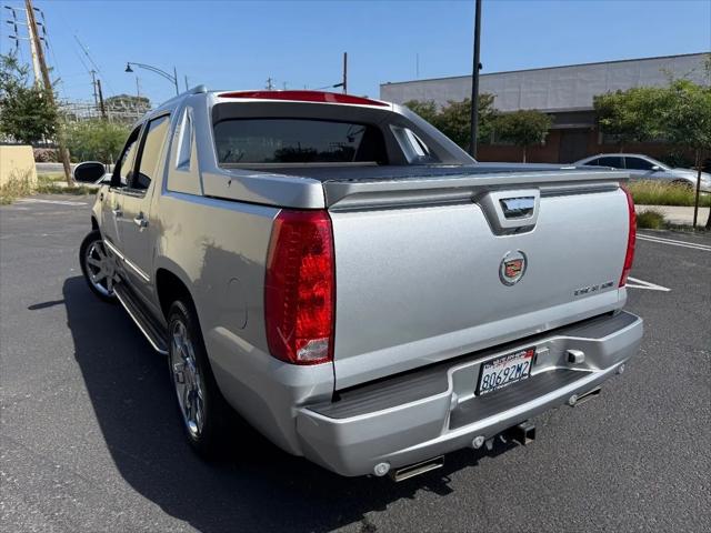 2013 Cadillac Escalade EXT Luxury