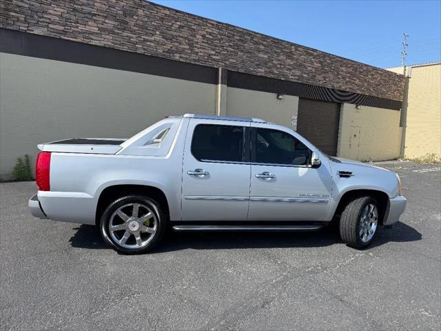 2013 Cadillac Escalade EXT Luxury