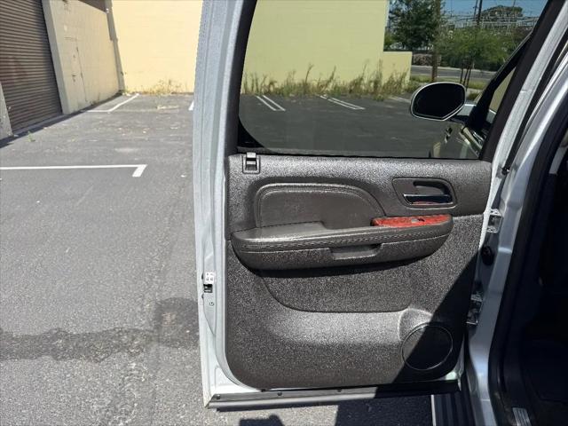 2013 Cadillac Escalade EXT Luxury