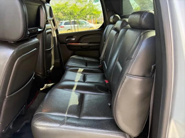 2013 Cadillac Escalade EXT Luxury