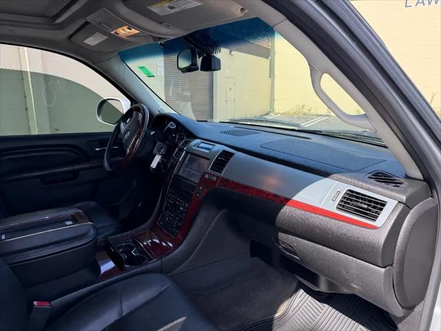 2013 Cadillac Escalade EXT Luxury