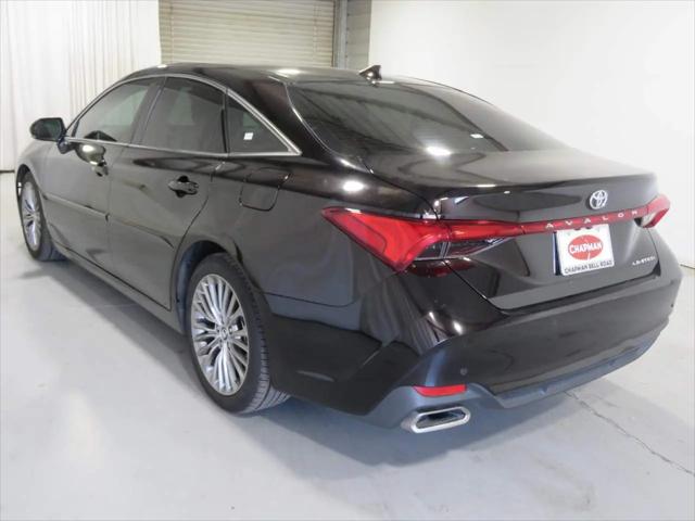 2019 Toyota Avalon XLE
