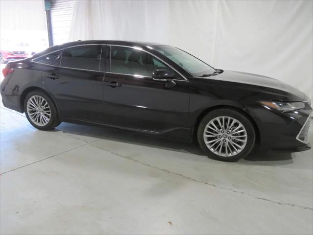 2019 Toyota Avalon XLE