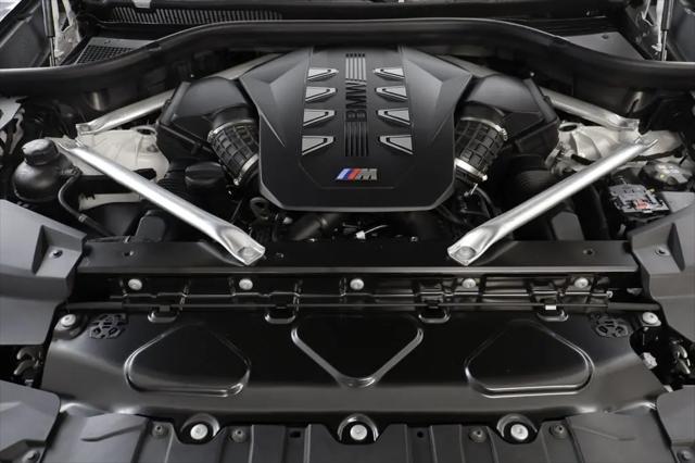2027 BMW X6 M60i