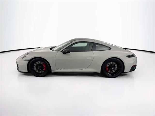 2026 Porsche 911 Carrera 4 GTS