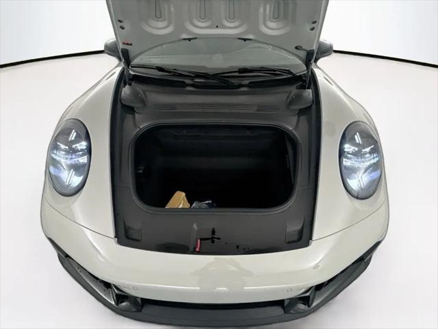 2026 Porsche 911 Carrera 4 GTS