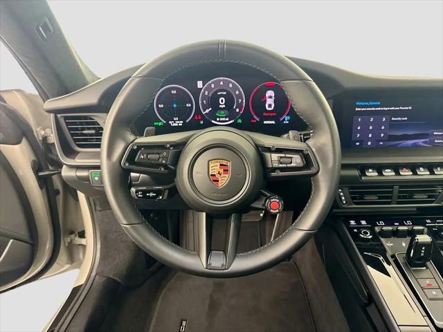 2026 Porsche 911 Carrera 4 GTS