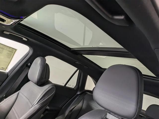 2025 Mercedes-Benz GLC SUV