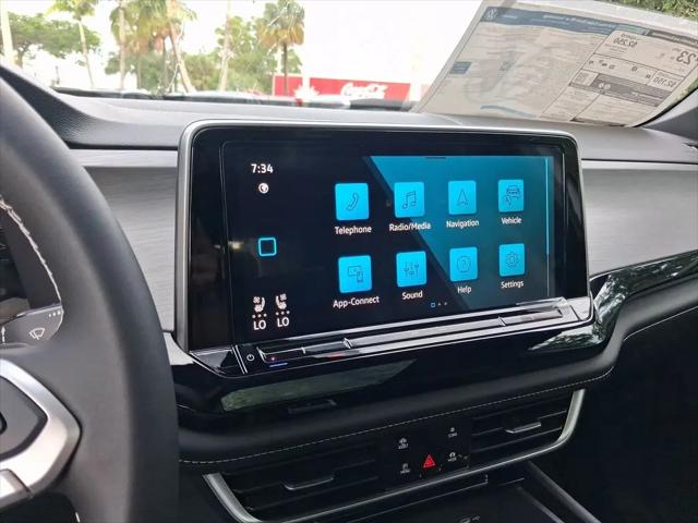 2026 Volkswagen Atlas Cross Sport SE with Technology