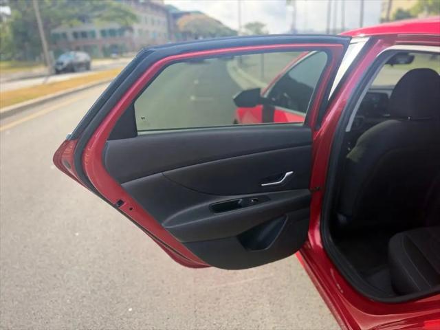 2023 Hyundai Elantra SEL