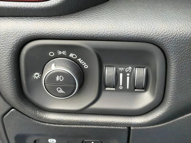 2026 Ram 1500 Rebel Crew Cab 4x4 57 Box