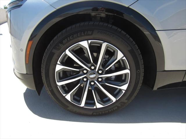 2024 Cadillac iQ Sport w/1SF
