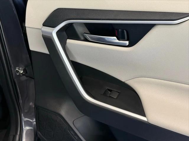 2019 Toyota RAV4 Hybrid XLE