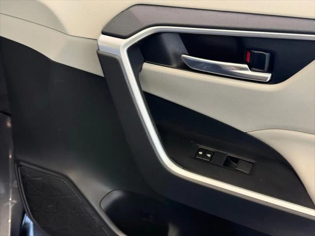 2019 Toyota RAV4 Hybrid XLE
