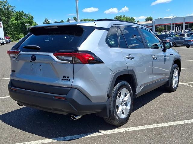 2020 Toyota RAV4 Hybrid XLE