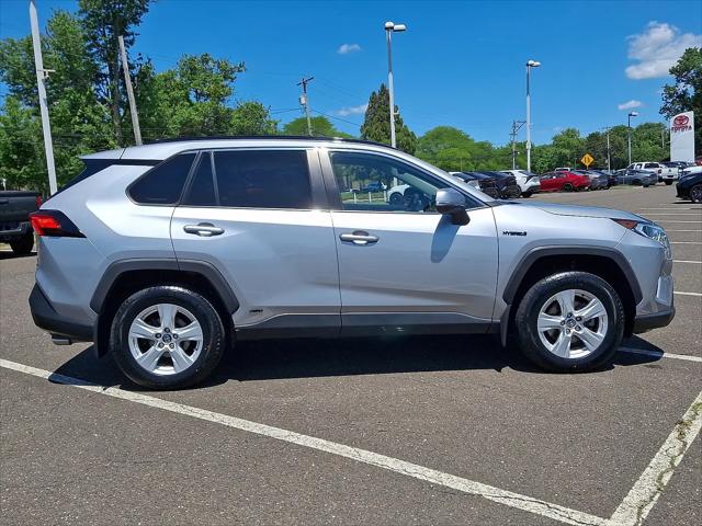 2020 Toyota RAV4 Hybrid XLE