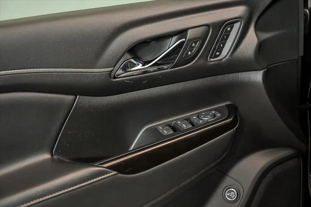 2023 GMC Acadia AWD AT4