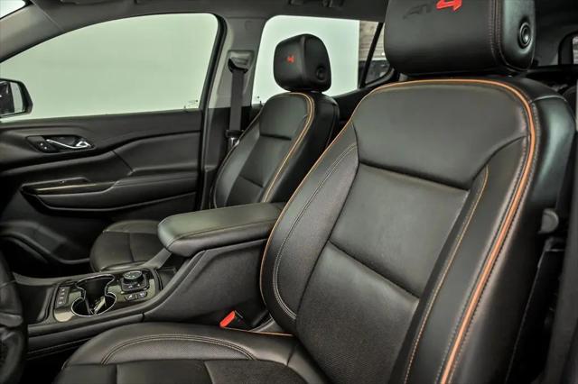 2023 GMC Acadia AWD AT4