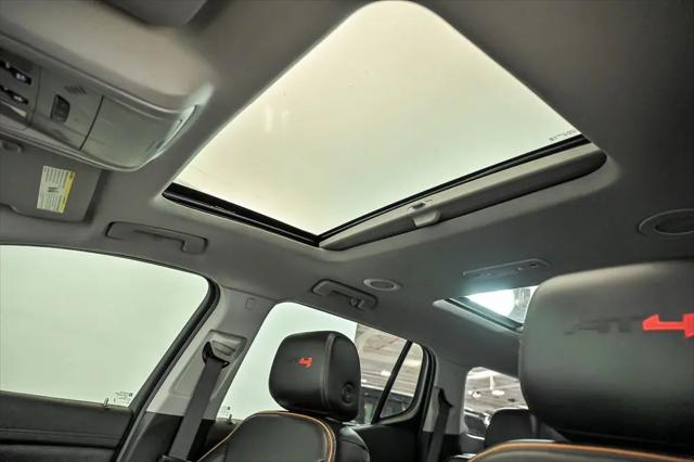 2023 GMC Acadia AWD AT4