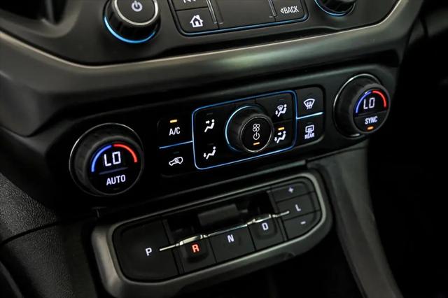 2023 GMC Acadia AWD AT4