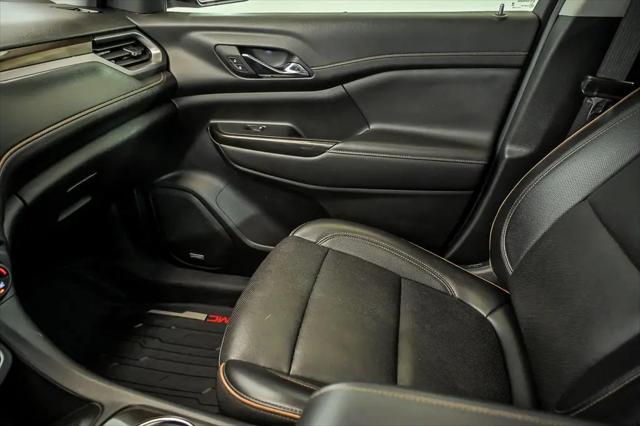 2023 GMC Acadia AWD AT4