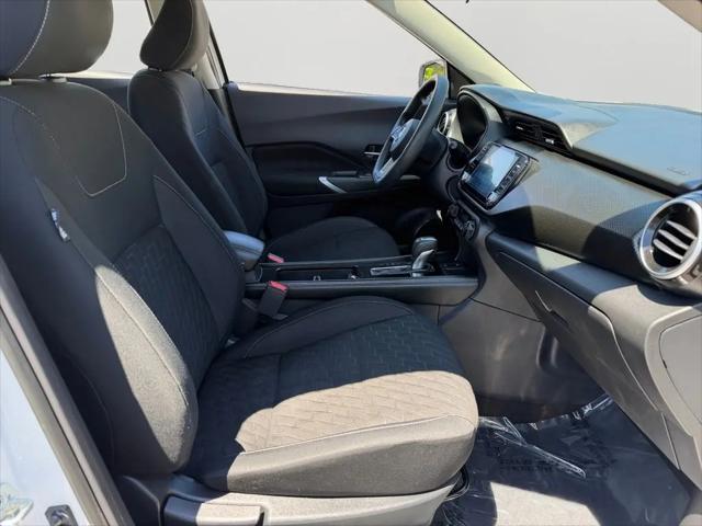 2021 Nissan Kicks SV Xtronic CVT