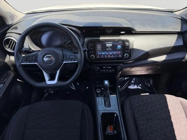 2021 Nissan Kicks SV Xtronic CVT