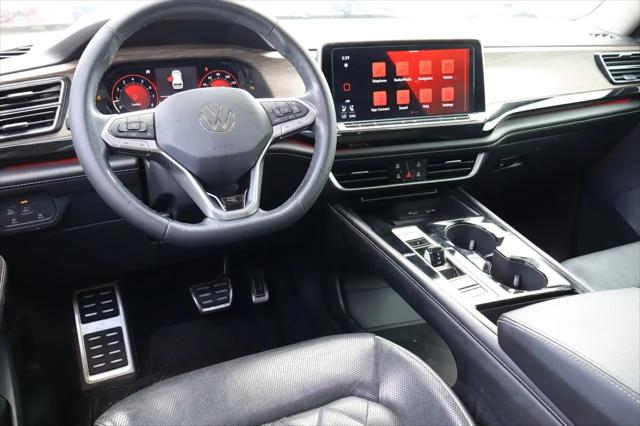 2024 Volkswagen Atlas 2.0T SEL Premium R-Line