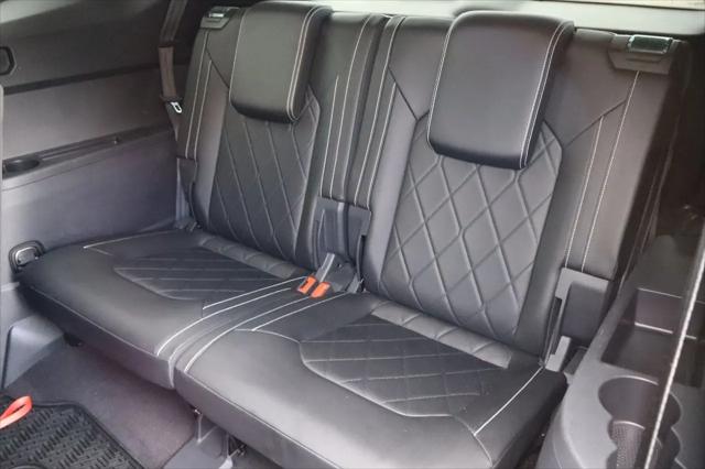 2024 Volkswagen Atlas 2.0T SEL Premium R-Line