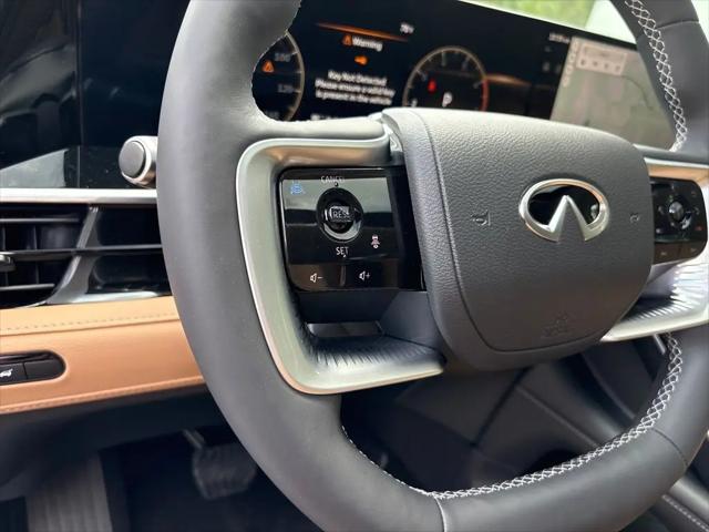 2026 INFINITI QX80 LUXE AWD